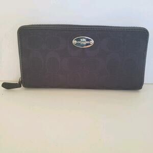 Coach Canvas Leather Wallet Black Zip Around Large Clutch Logo Classic